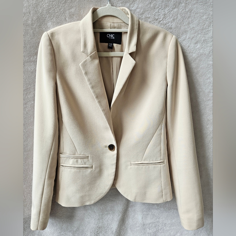 Chic By JACOB Women's Cream Blazer -Size XS